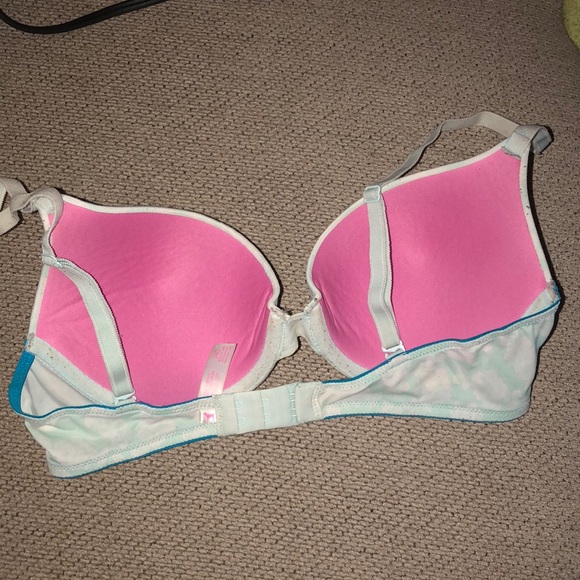 Pink bra - Picture 2 of 3